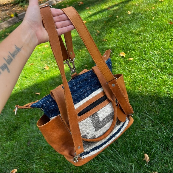 Humble Hilo Convertible Everyday Bag Leather and Wool Navy Gray Brown Backpack main image 7